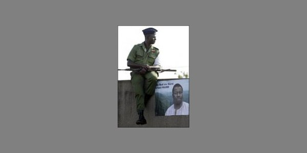 Image:Présidentielles au Togo : un oeil sur la France